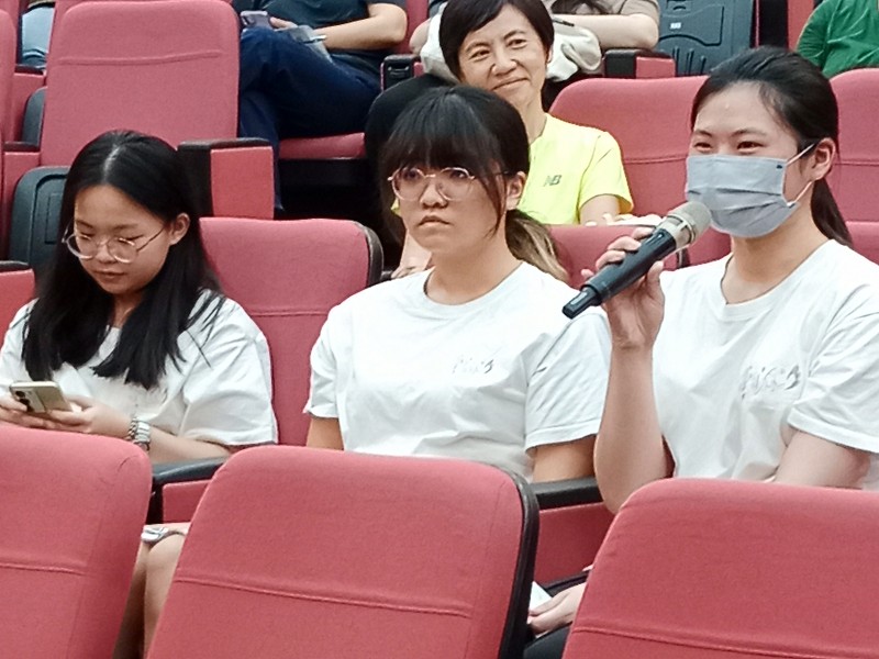 健科師生參與園藝療育交流